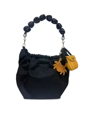 Сумка Malu Black с деталями в виде краба