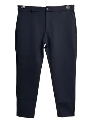 Брюки на пуговицах