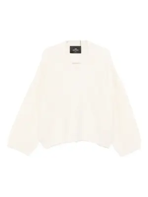 Свитер с V-образным вырезом