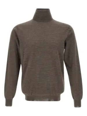 свитер с высоким воротником