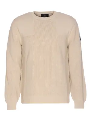 Свитер с нашивкой-логотипом