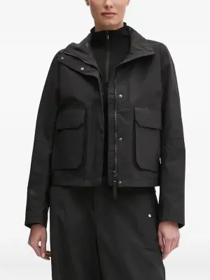 Куртка с высоким воротником и карманами