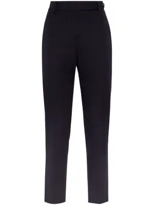 Узкие брюки строгого кроя