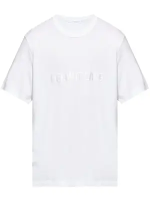 Футболка с вышитым логотипом