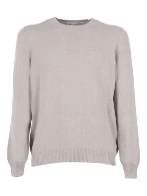 Свитер с круглым вырезом