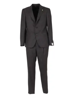 Костюм из шерсти на одну пуговицу