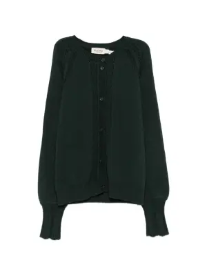 Вязаный кардиган с плетёным узором