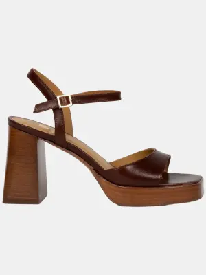 Босоножки на каблуке Lenka Leather
