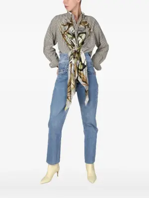 Топ на пуговицах