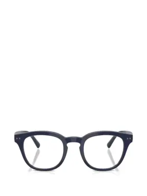 Очки в круглой оправе