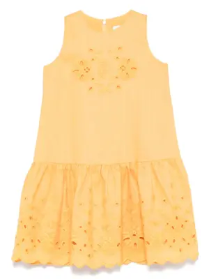 Платье с английской вышивкой