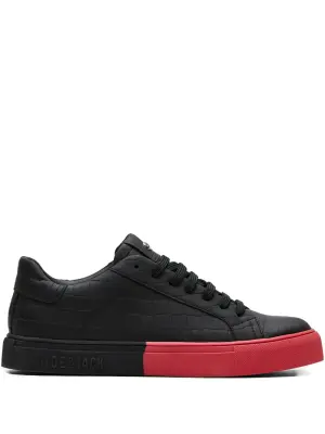 Кеды с логотипом