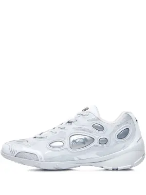 кроссовки Proton